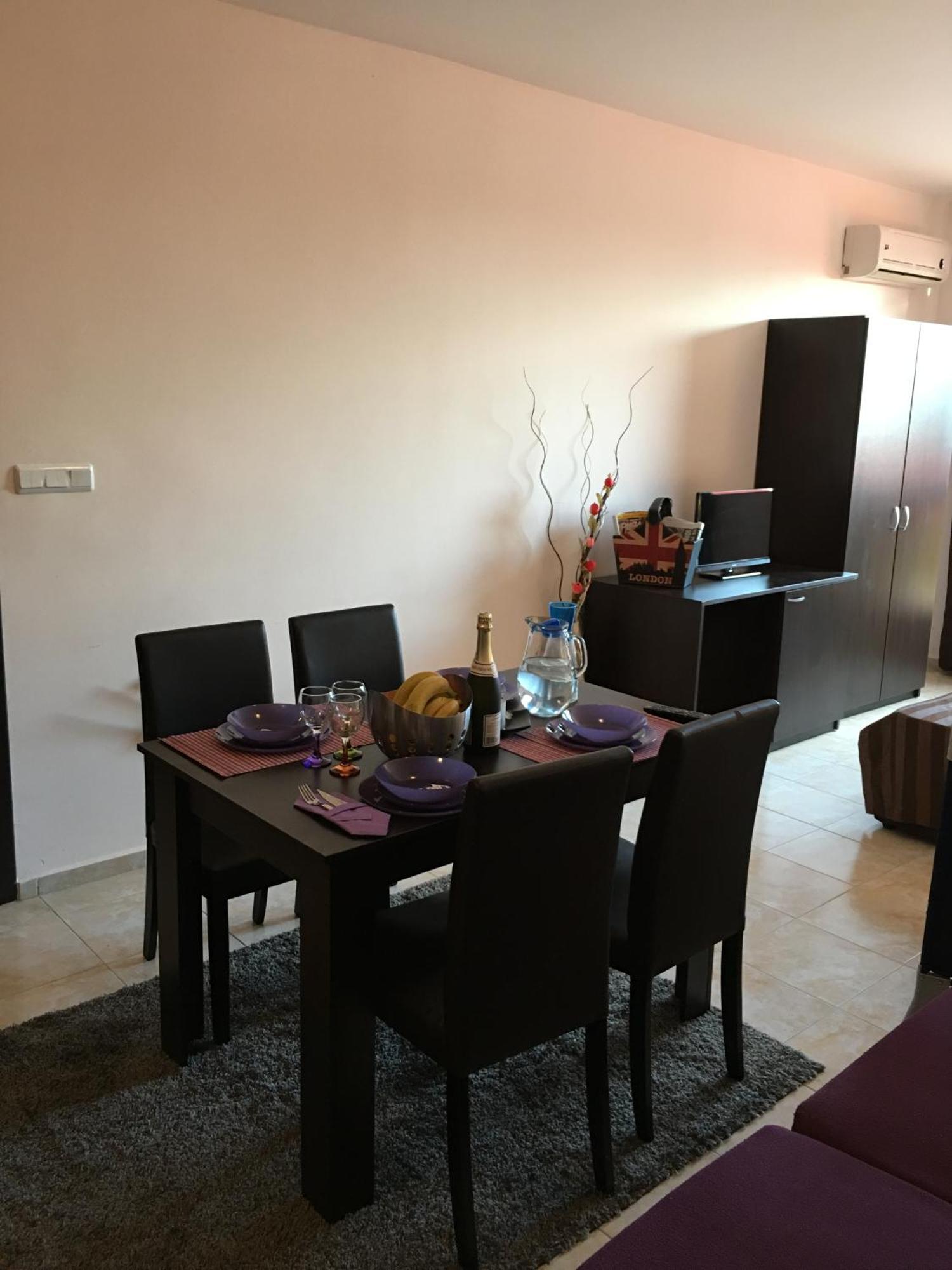 Salt Lake Aparthotel Pomorie Esterno foto
