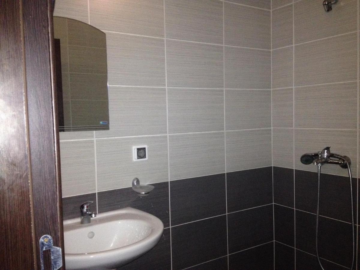 Salt Lake Aparthotel Pomorie Esterno foto