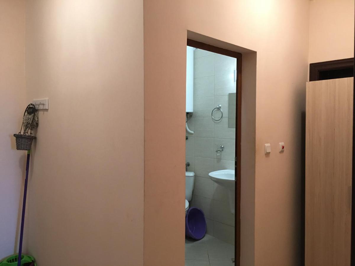Salt Lake Aparthotel Pomorie Esterno foto